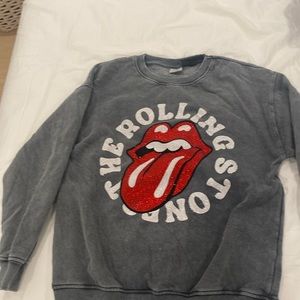 BRAND NEW ZARA SWEATSHIRT!!!